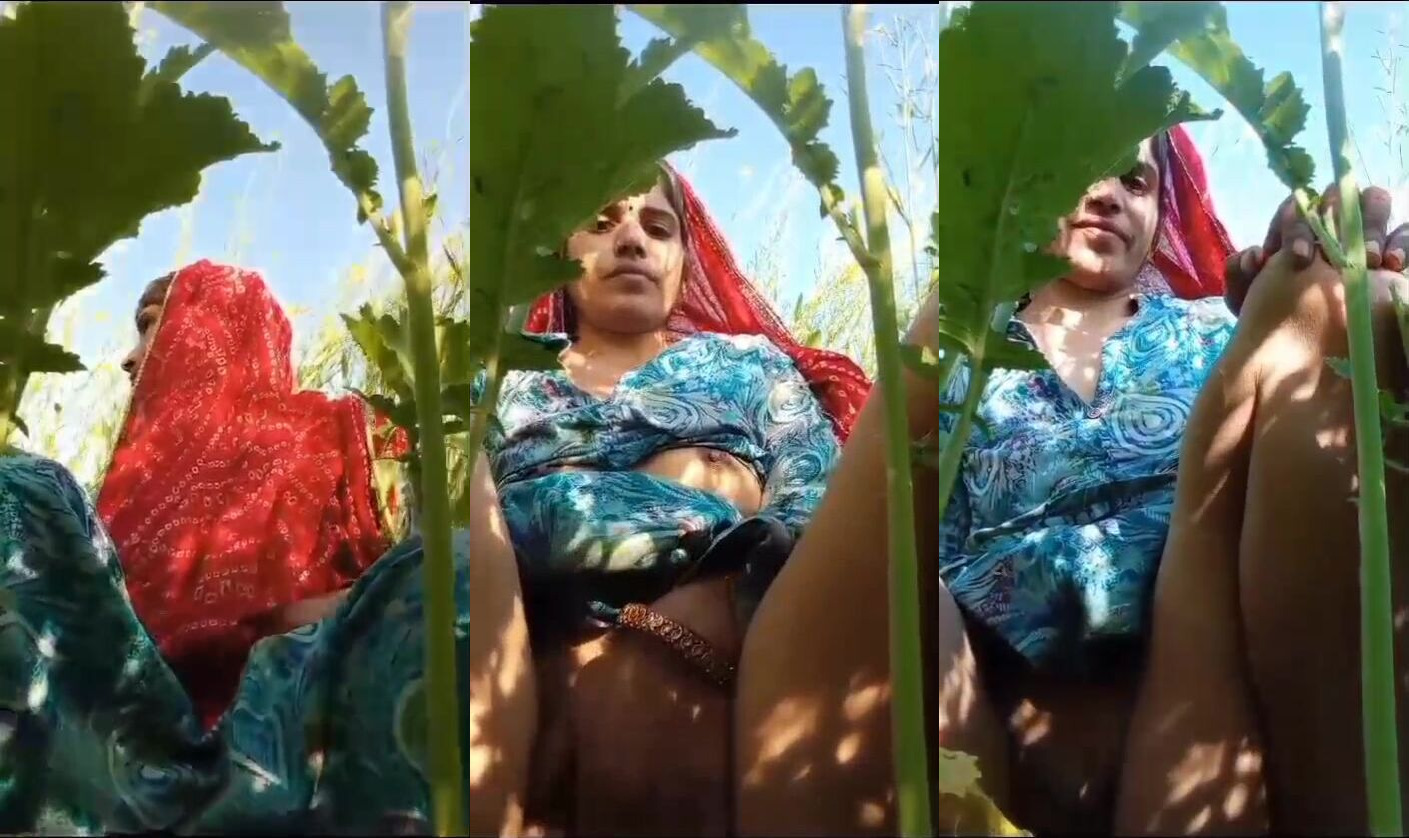 Rajasthani Village Aunty Fingering Her Pussy In Jungle xxx