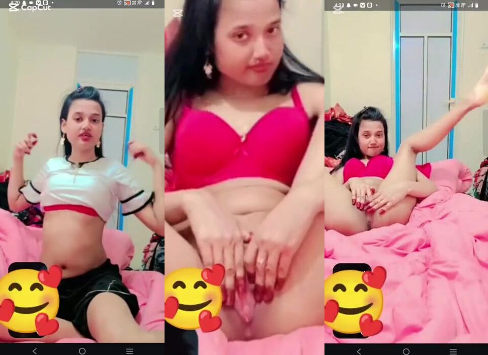 Slim Desi Raipur Horny Girl Spread Her Pussy