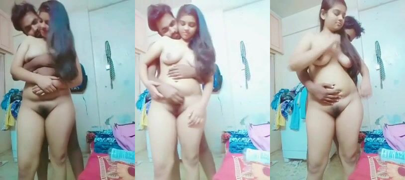 Boyfrend Pressing GF Boobs For Fun Xxx MMS