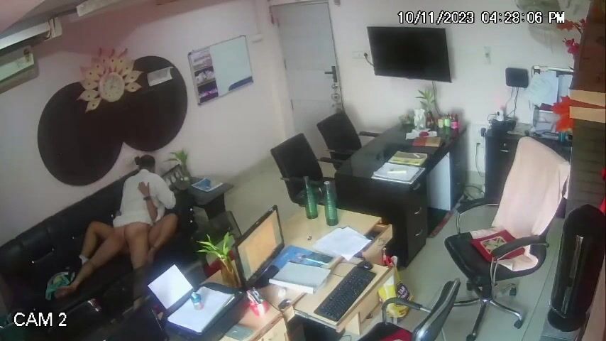 CCTV Viral Tharki Buddah Boss Taking Advantage Of Young Secretary